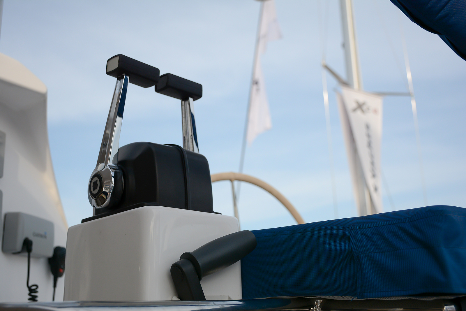 Sensors for boat throttles